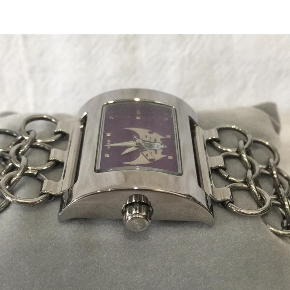 Watch - Picture 4 of 8